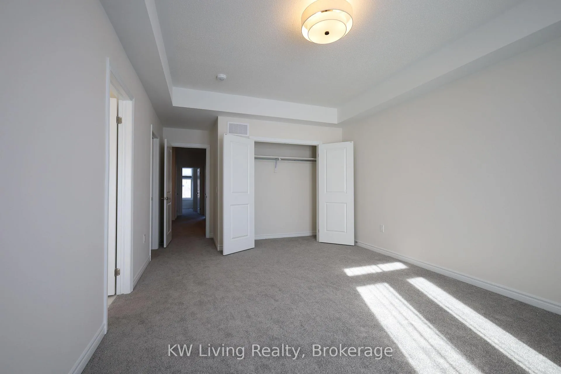 Photo 19 of 45 Puisaya Drive, Richmond Hill, Rural Richmond Hill — HOMEH