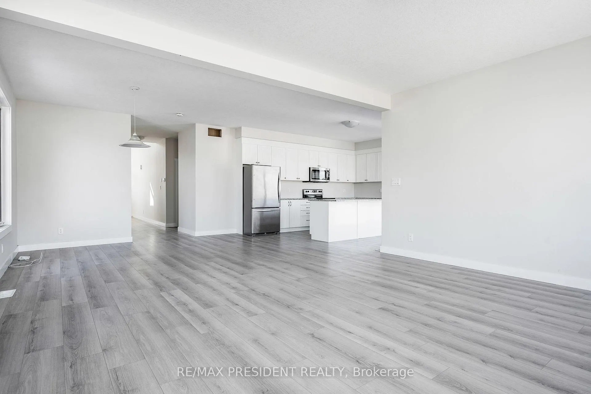Photo 11 of 62 Allenwood Road S, Springwater, Elmvale — HOMEH