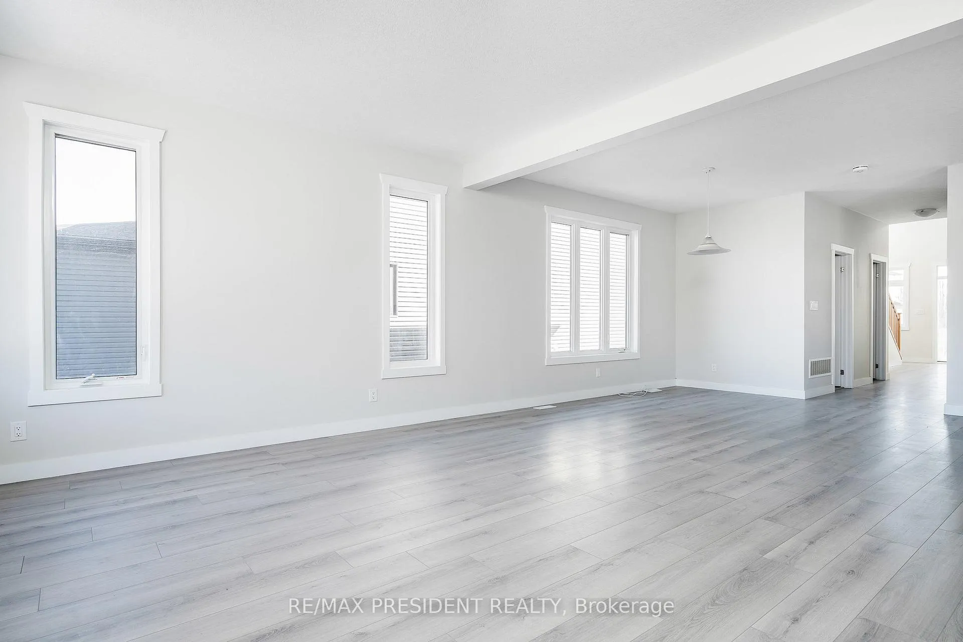 Photo 12 of 62 Allenwood Road S, Springwater, Elmvale — HOMEH