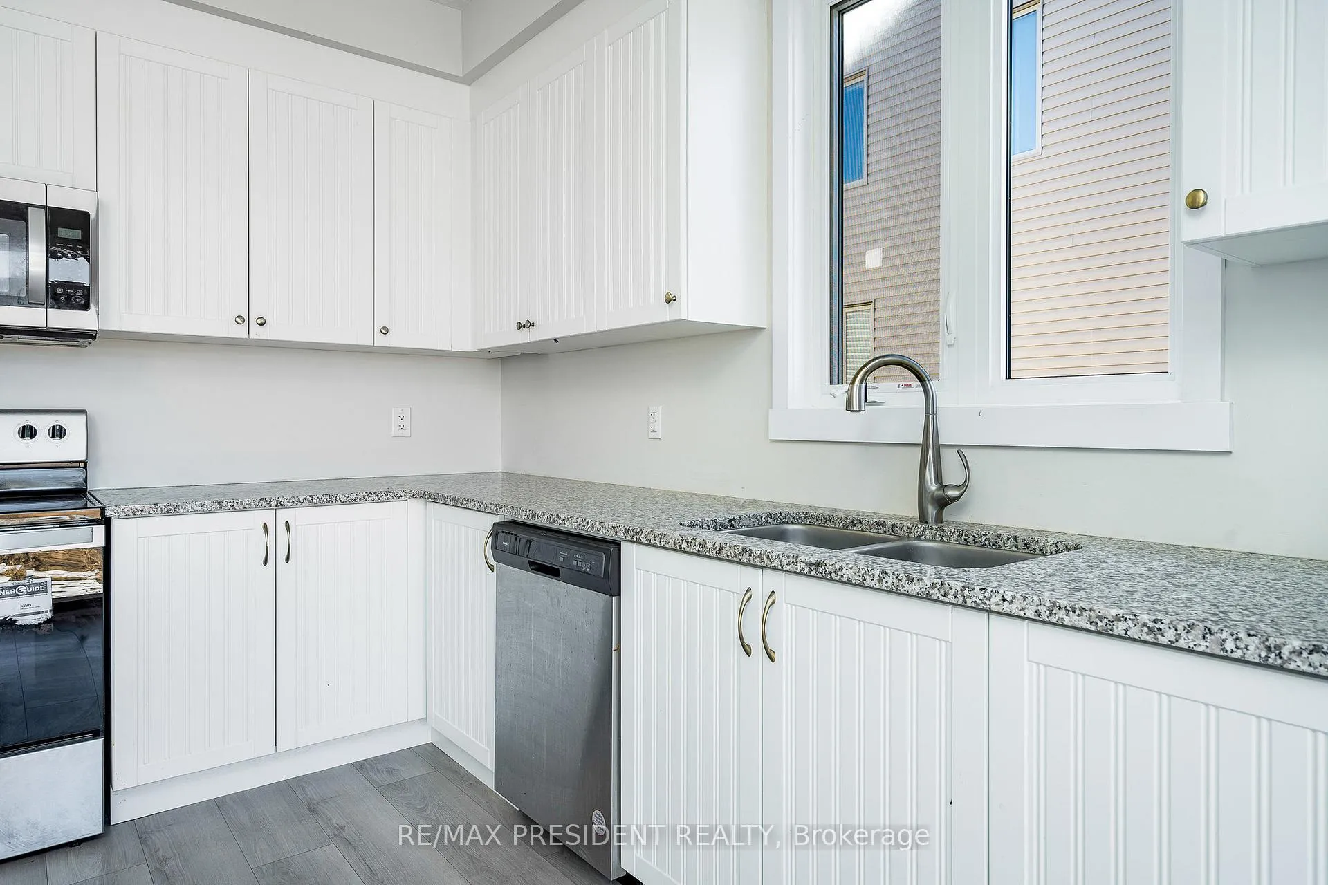 Photo 15 of 62 Allenwood Road S, Springwater, Elmvale — HOMEH