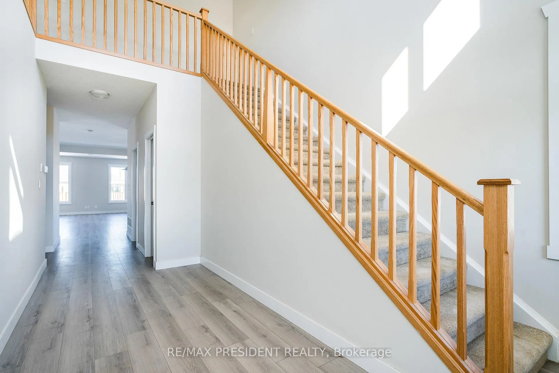 Photo 21 of 62 Allenwood Road S, Springwater, Elmvale — HOMEH