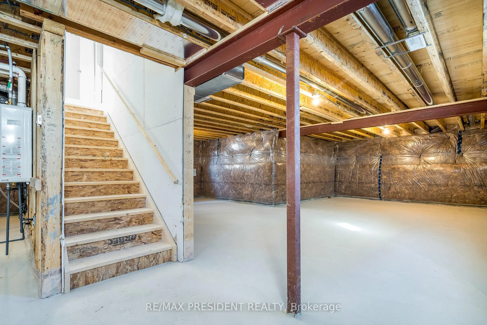 Photo 34 of 62 Allenwood Road S, Springwater, Elmvale — HOMEH