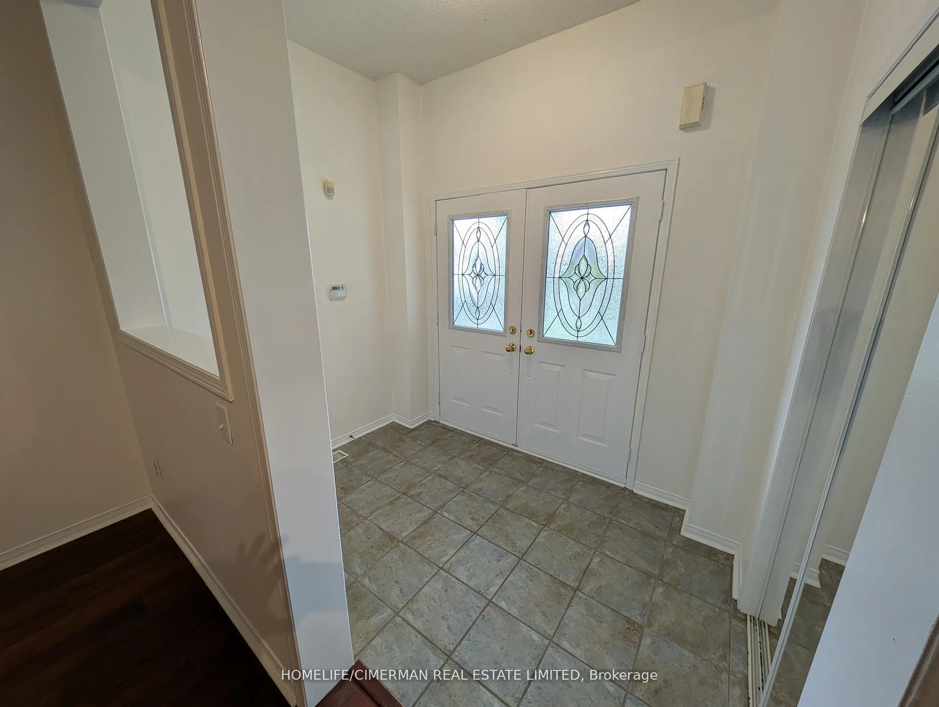 Photo 2 of 50 Antique Drive, Richmond Hill, Oak Ridges Lake Wilcox — HOMEH