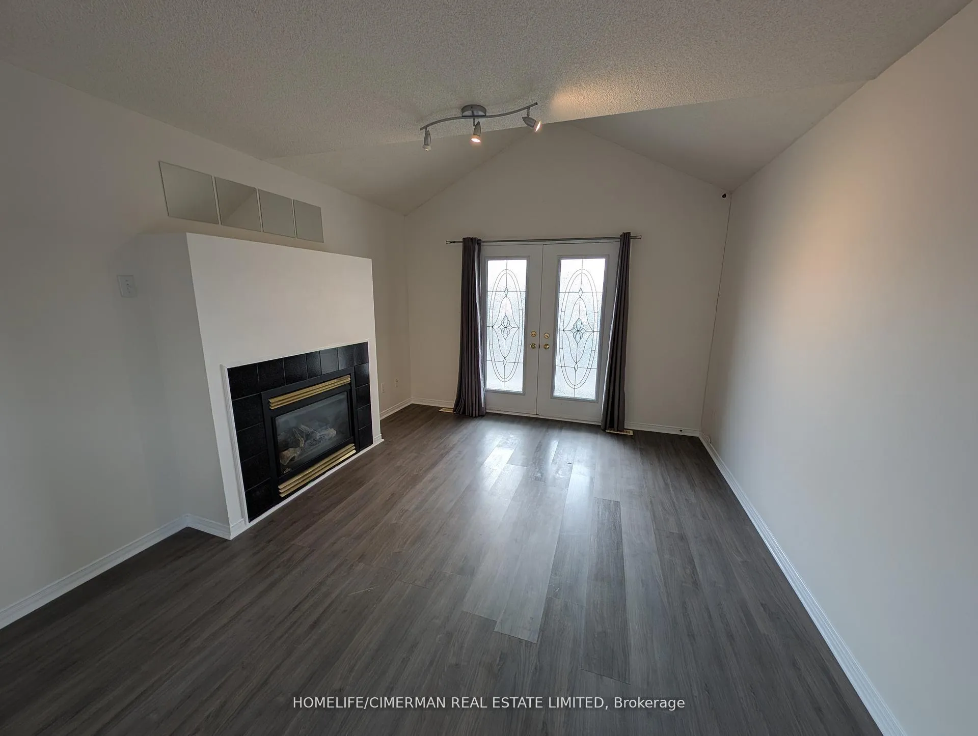 Photo 10 of 50 Antique Drive, Richmond Hill, Oak Ridges Lake Wilcox — HOMEH