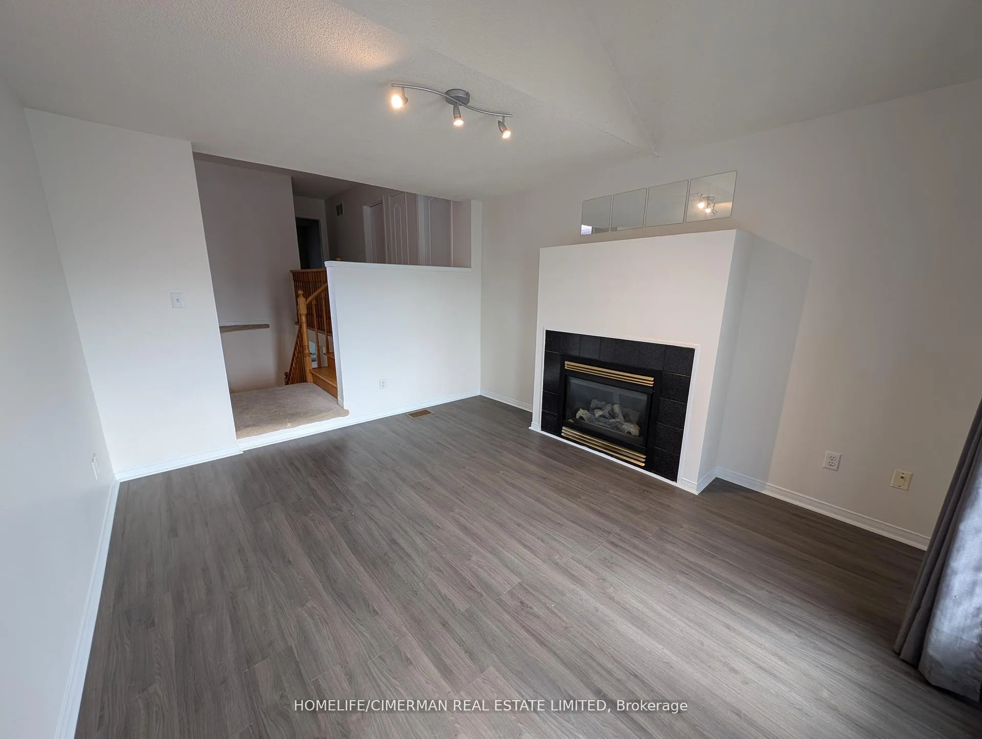 Photo 11 of 50 Antique Drive, Richmond Hill, Oak Ridges Lake Wilcox — HOMEH