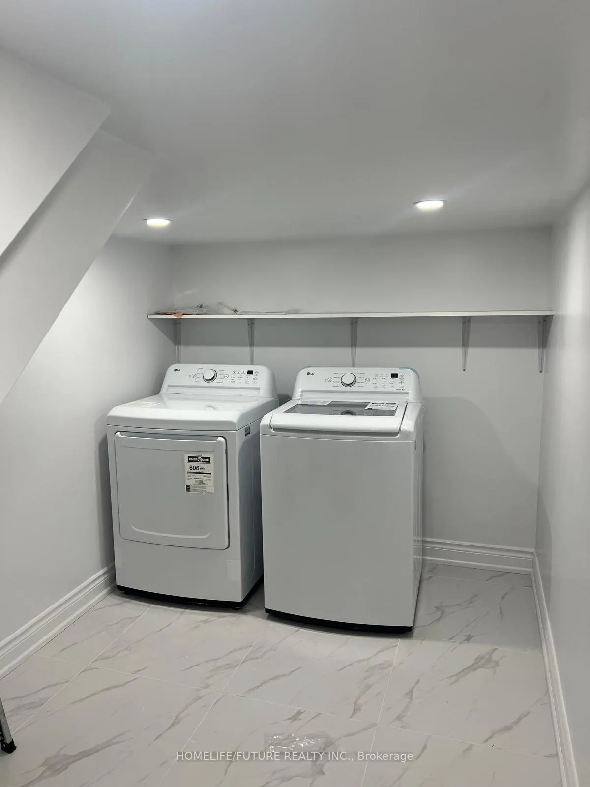 Photo 5 of Unit Bsmt Unit 2, 17 Micklefield Avenue, Whitby, Rural Whitby — HOMEH