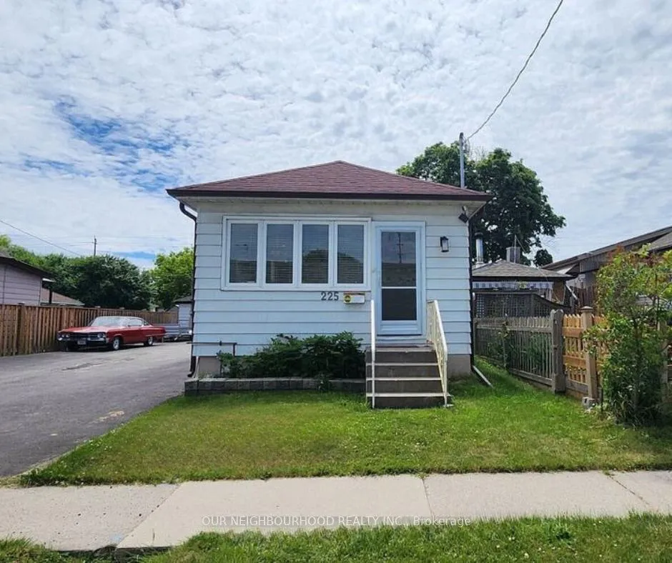 Front of Unit LOWER, 225 Fourth Avenue
