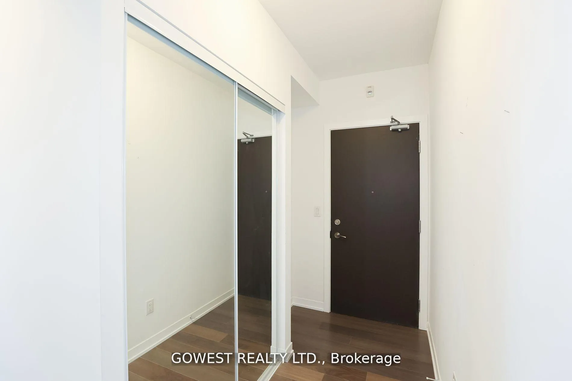 Photo 24 of Unit 705, 550 North Service Road, Grimsby, Grimsby Beach — HOMEH