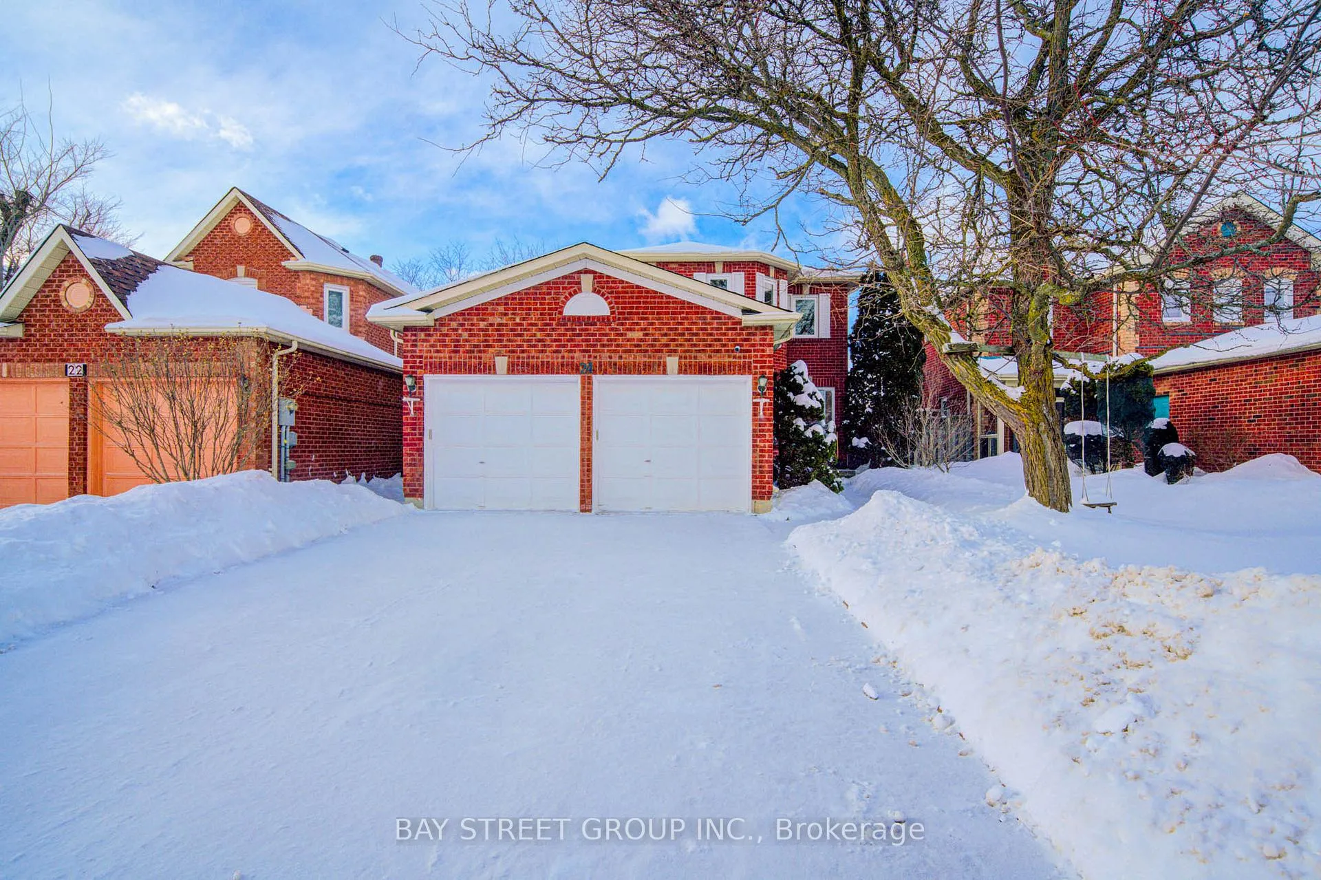 Photo 1 of 24 Militia Trail, Markham, Buttonville — HOMEH
