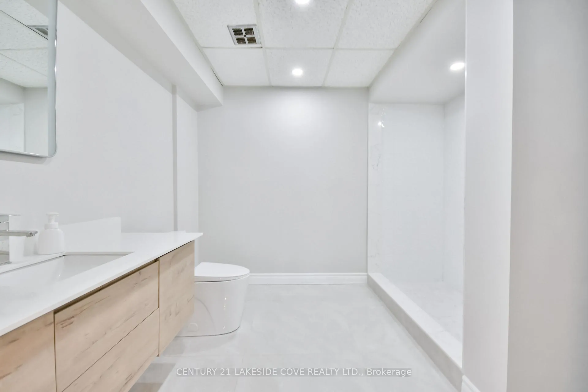 Photo 33 of 11 Thicketwood Place, Ramara, Brechin — HOMEH