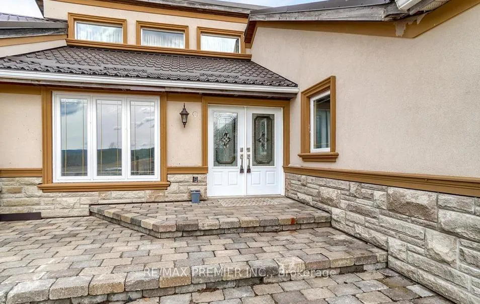 Photo 2 of 18355 The Gore Road, Caledon, Rural Caledon — HOMEH