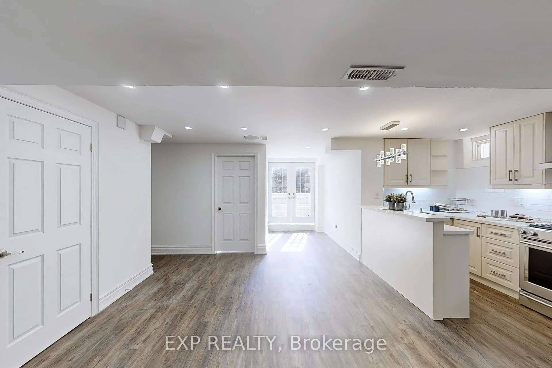 Photo 2 of Unit Basement, 106 Royview Crescent, Vaughan, Vellore Village — HOMEH