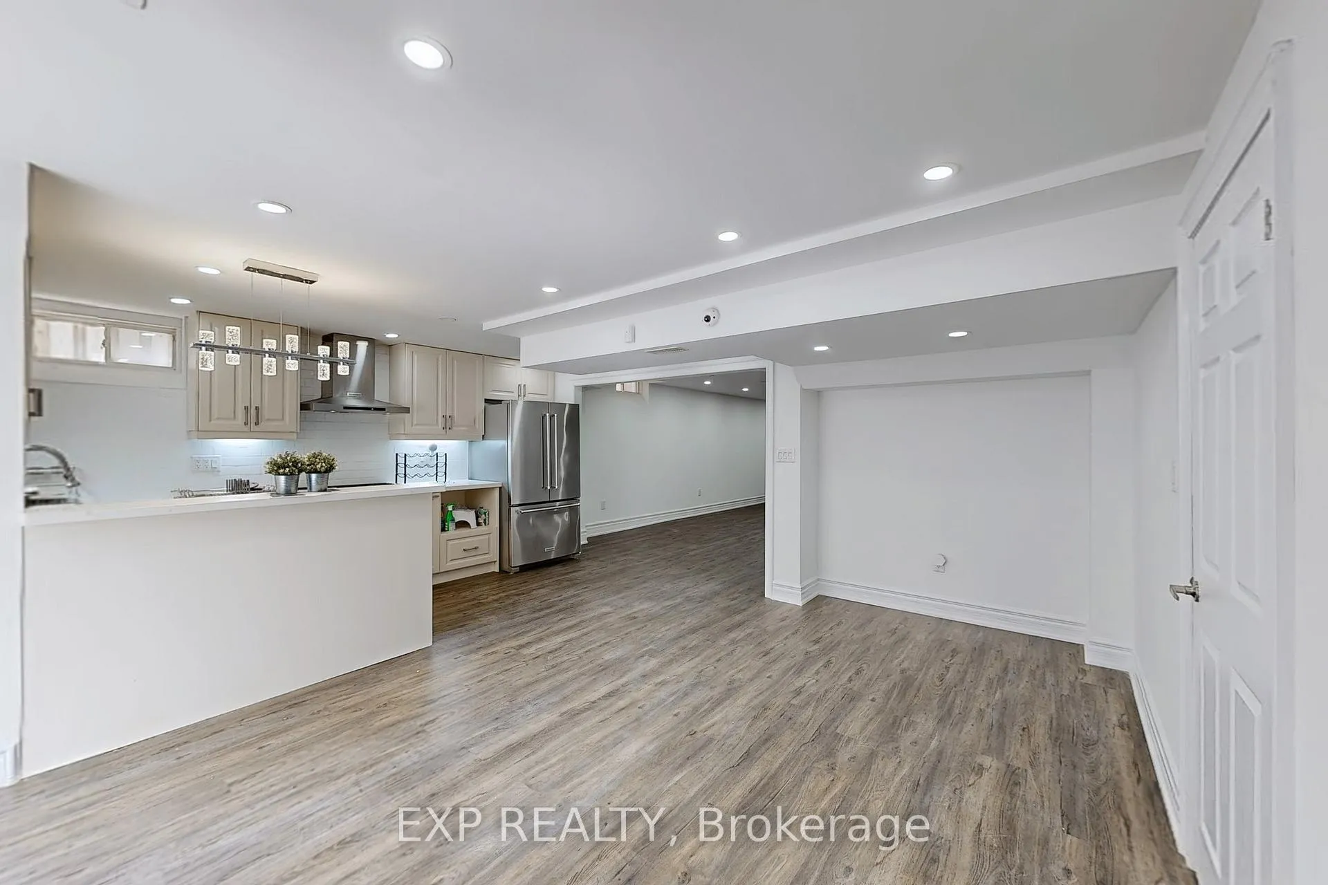 Photo 5 of Unit Basement, 106 Royview Crescent, Vaughan, Vellore Village — HOMEH