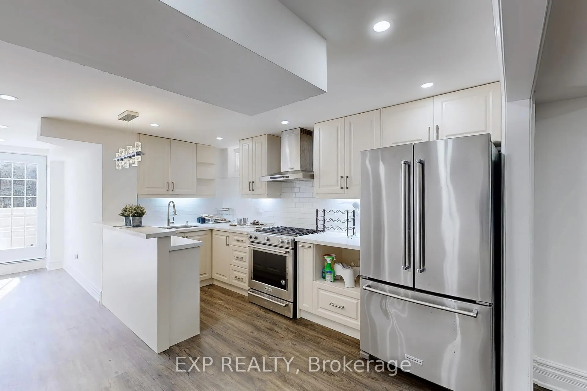 Photo 6 of Unit Basement, 106 Royview Crescent, Vaughan, Vellore Village — HOMEH