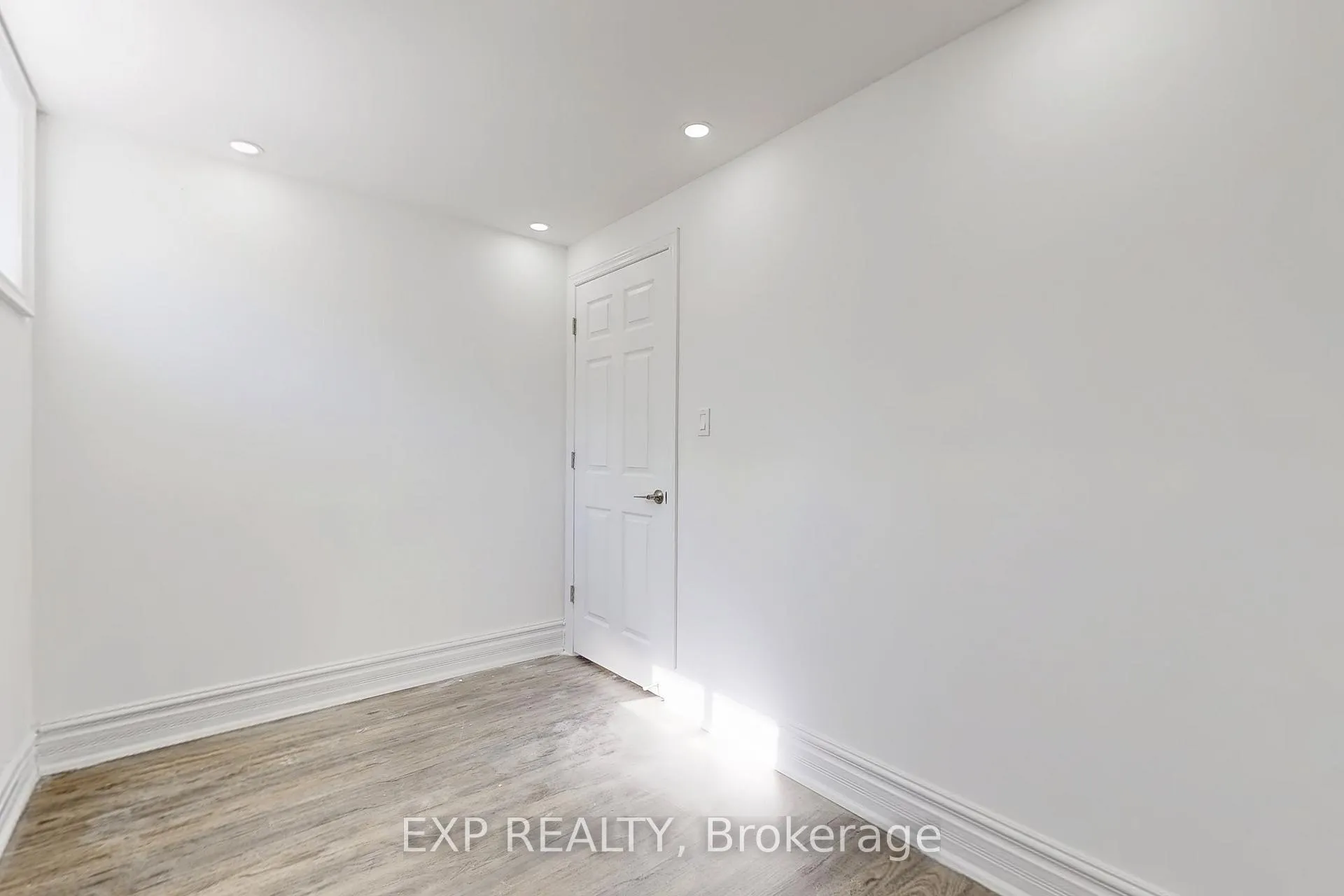 Photo 22 of Unit Basement, 106 Royview Crescent, Vaughan, Vellore Village — HOMEH
