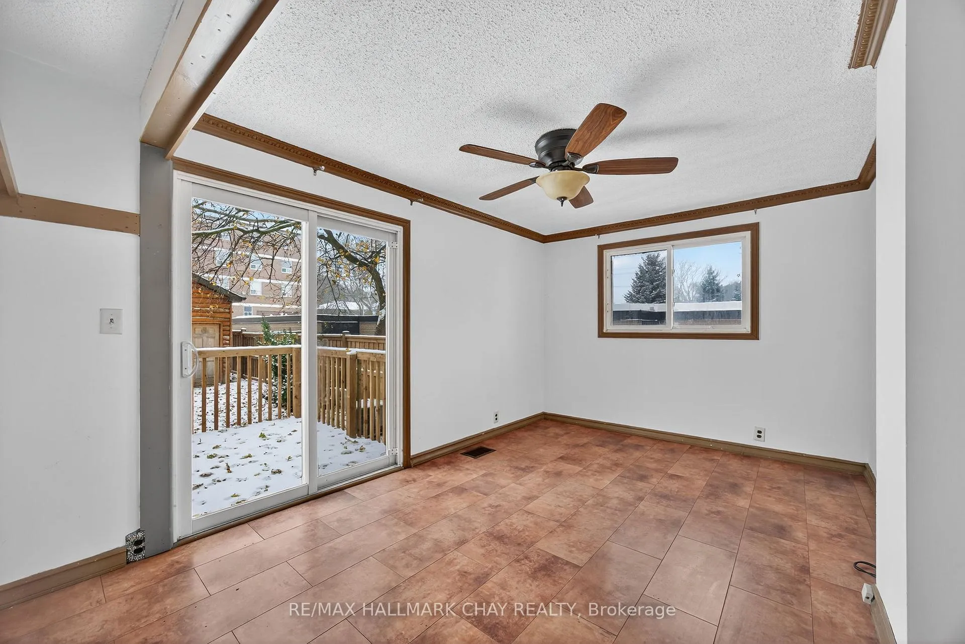 Photo 11 of 114 Burton Avenue, Barrie, Allandale — HOMEH