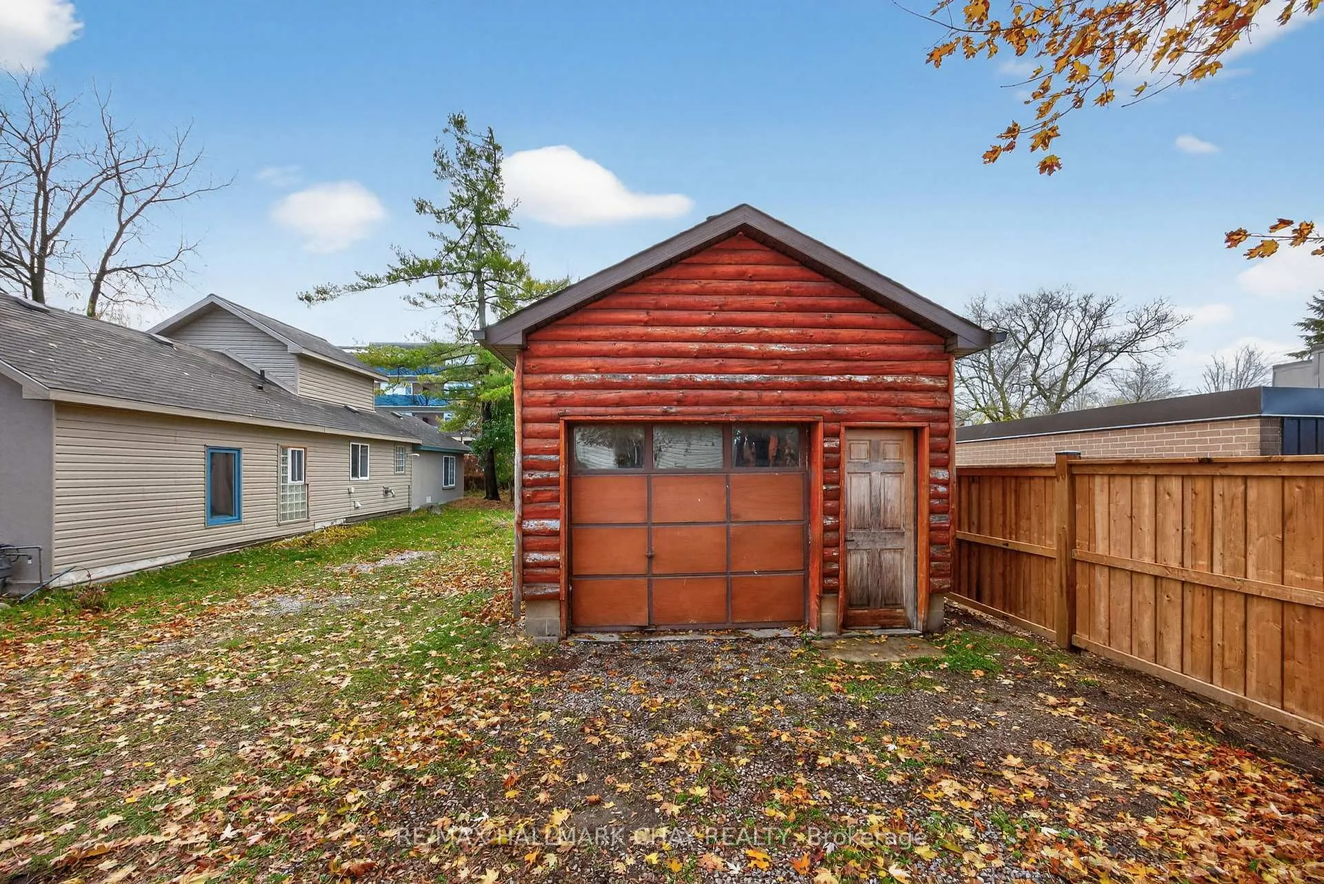 Photo 24 of 114 Burton Avenue, Barrie, Allandale — HOMEH