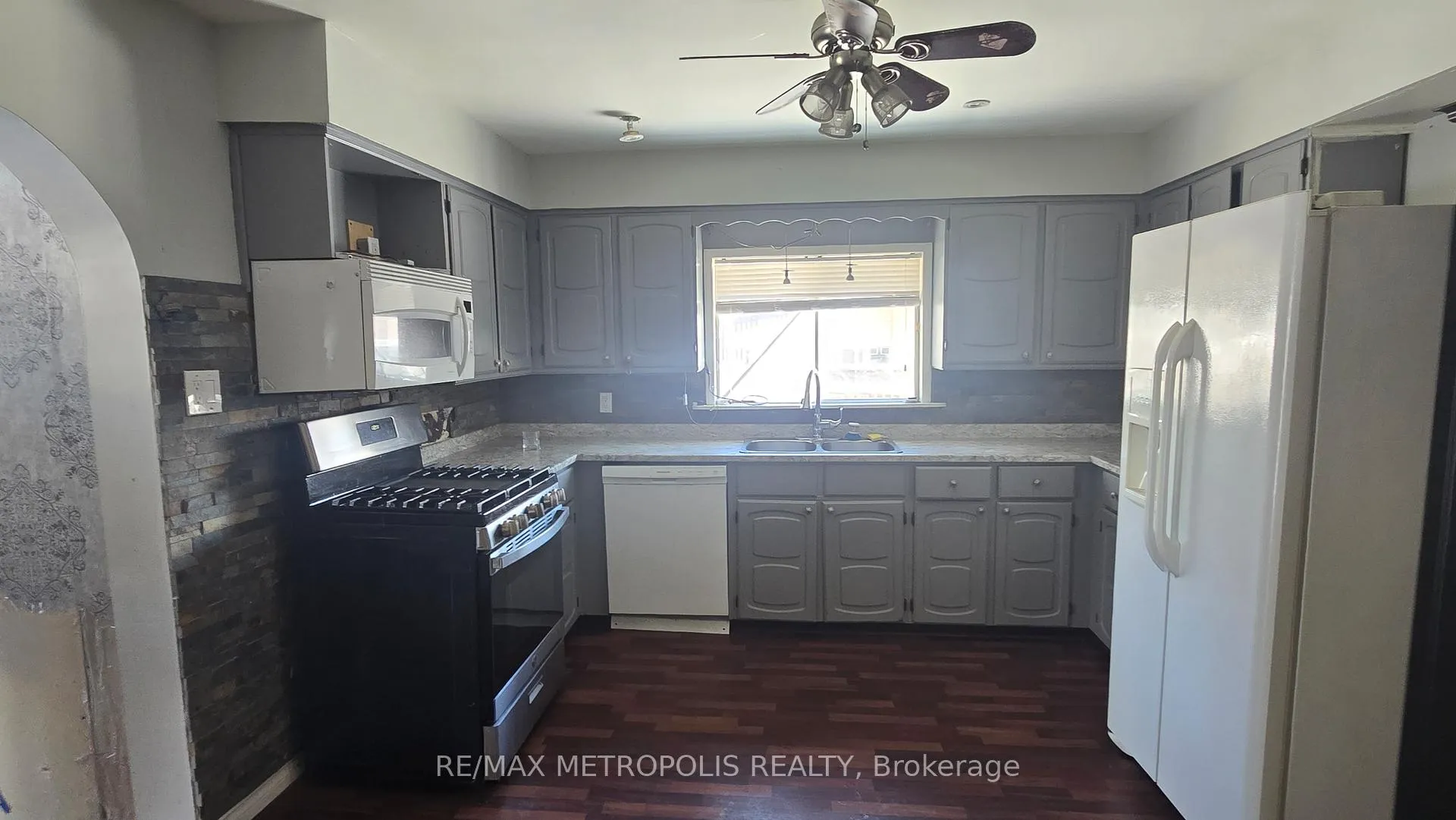 Photo 7 of 286 Olive Avenue, Oshawa, Central — HOMEH