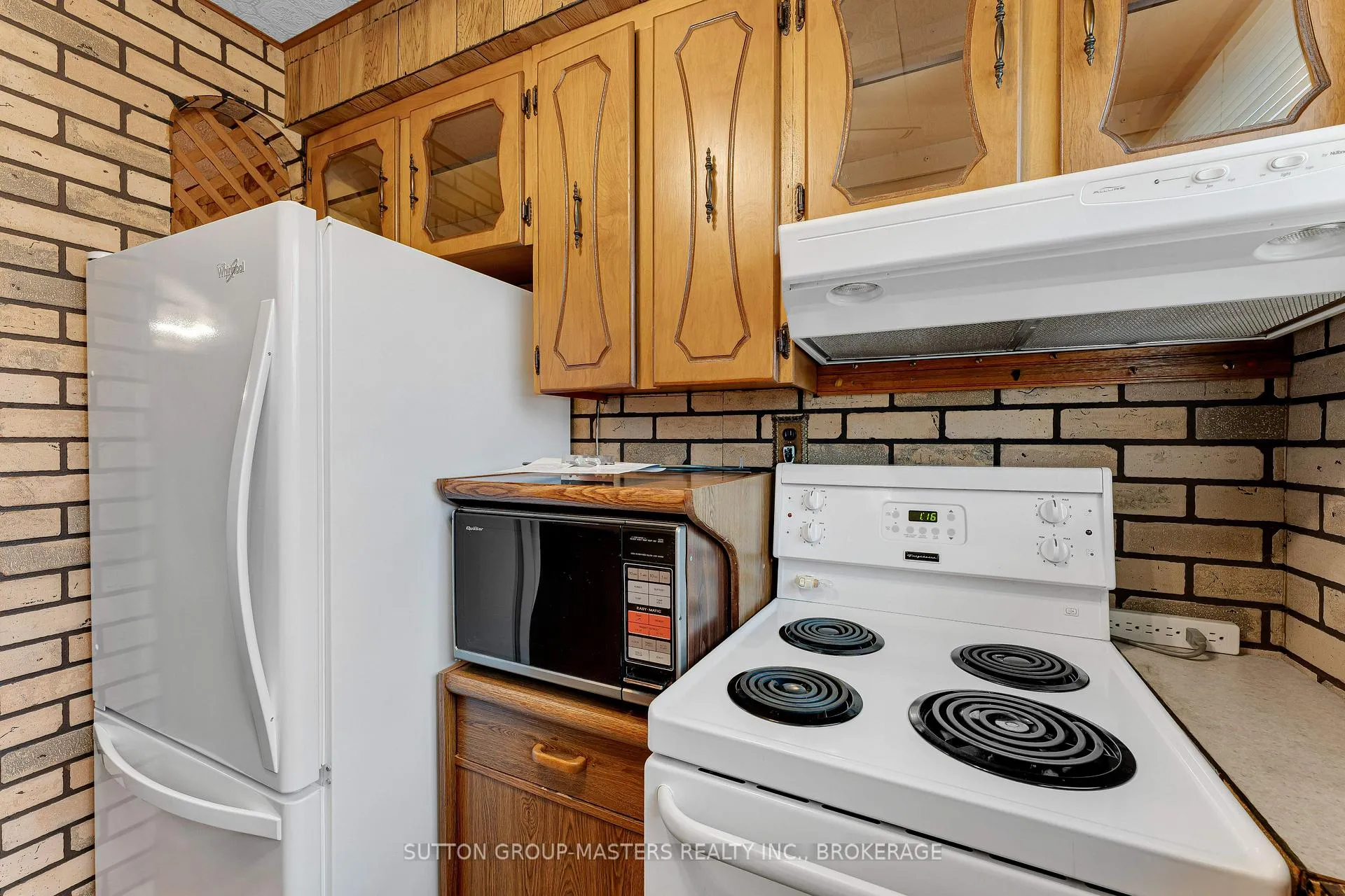 Photo 14 of 306 Forsyth Street, Gananoque — HOMEH