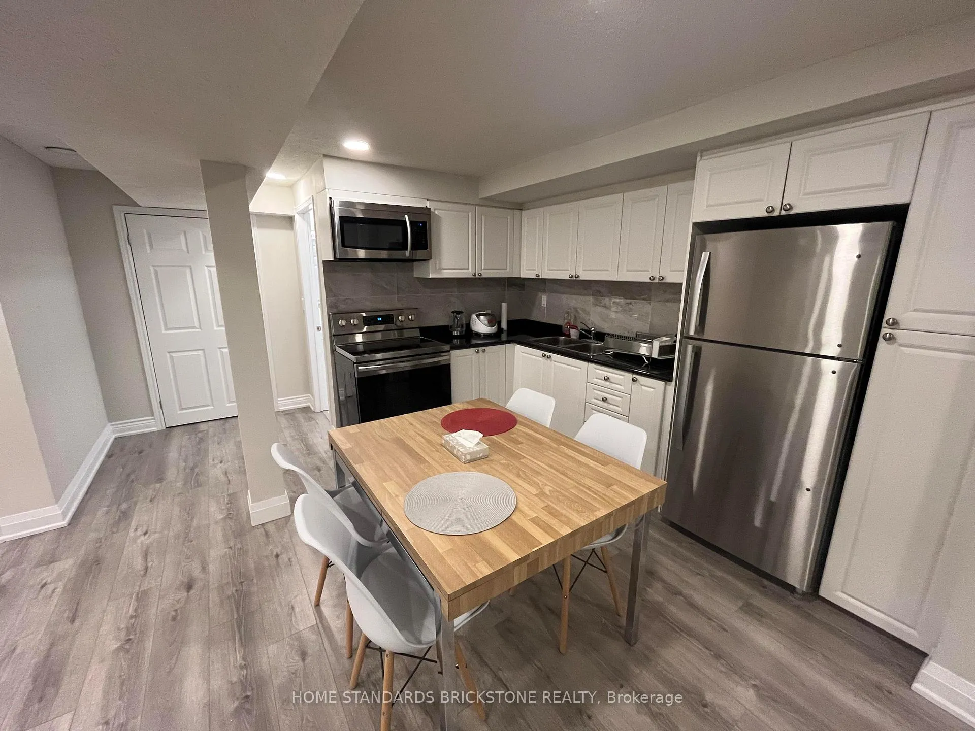 Photo 2 of 73 Janesville Road, Vaughan, Uplands — HOMEH