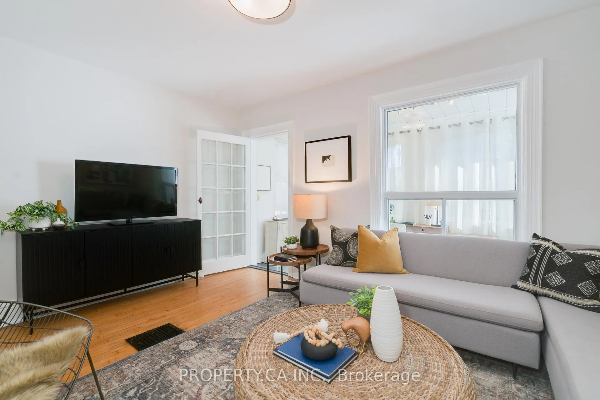 Photo 11 of Unit Upper, 4 Riverdale Avenue, Toronto, North Riverdale — HOMEH
