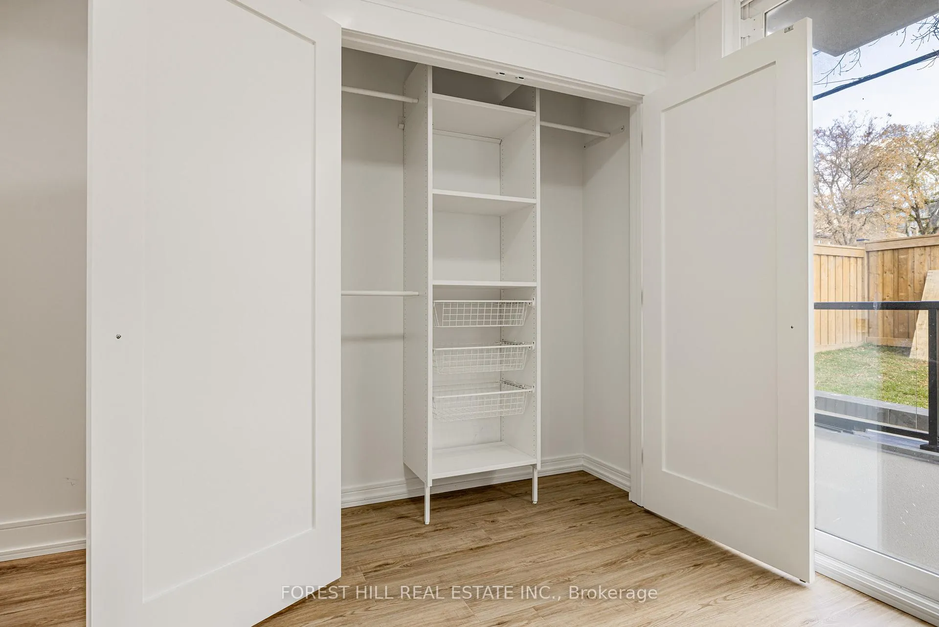 Photo 3 of Unit Unit 2, 171 Cedric Avenue, Toronto, Oakwood Village — HOMEH