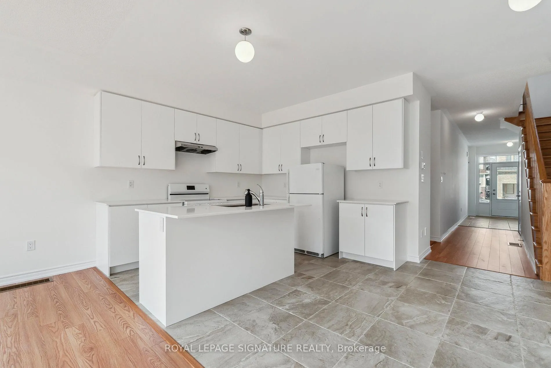 Photo 1 of 48 Durham Avenue, Barrie, Rural Barrie Southwest — HOMEH