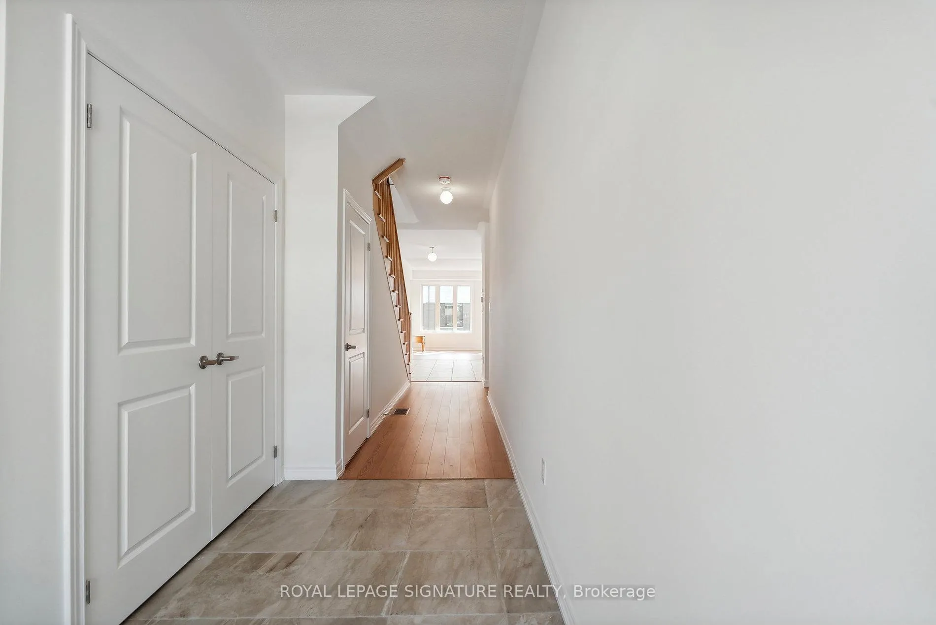 Photo 15 of 48 Durham Avenue, Barrie, Rural Barrie Southwest — HOMEH