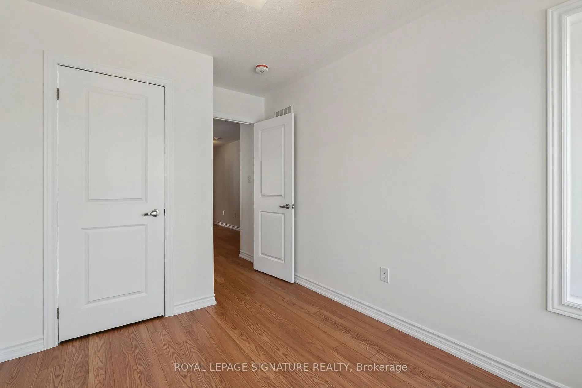 Photo 17 of 48 Durham Avenue, Barrie, Rural Barrie Southwest — HOMEH