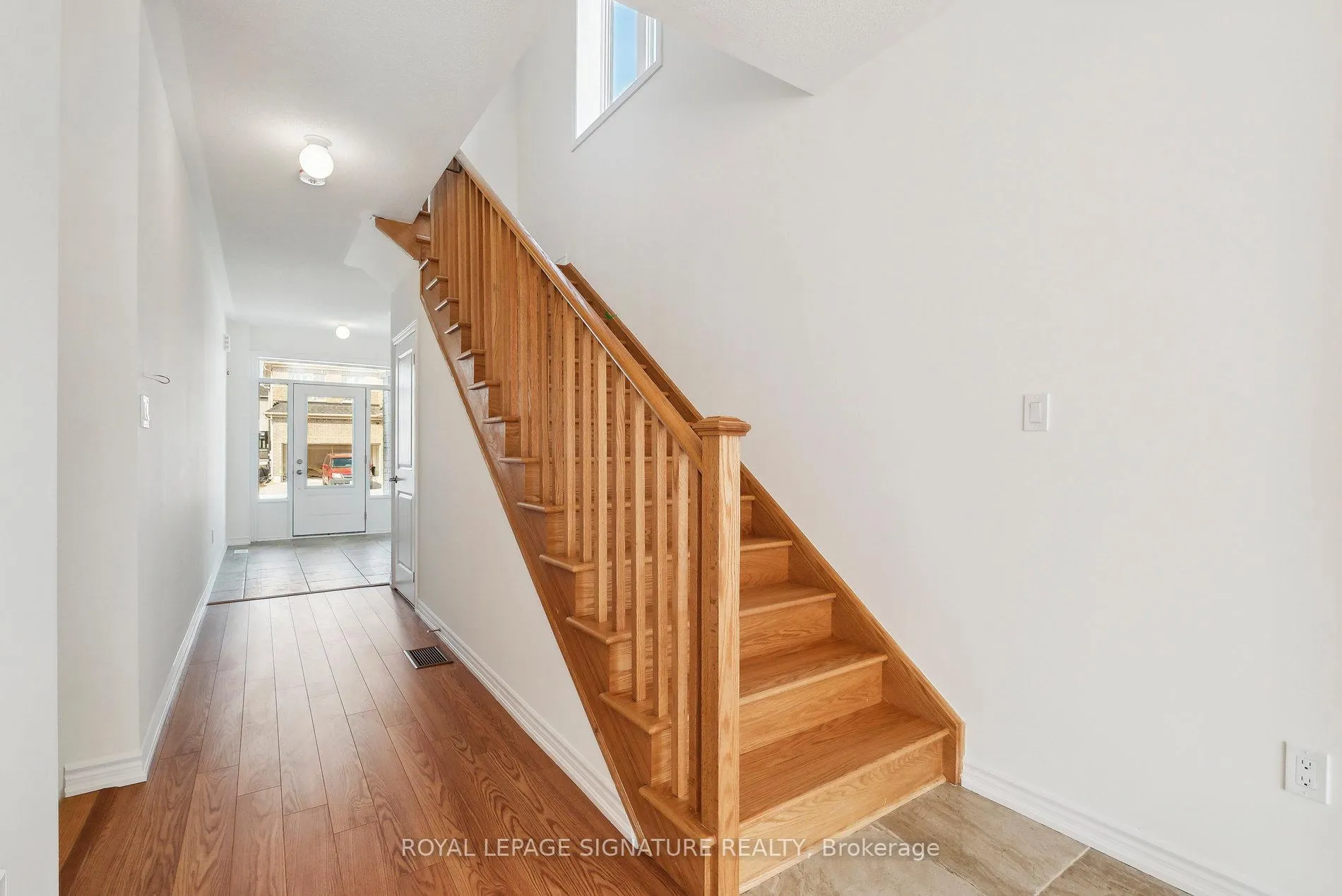 Photo 22 of 48 Durham Avenue, Barrie, Rural Barrie Southwest — HOMEH