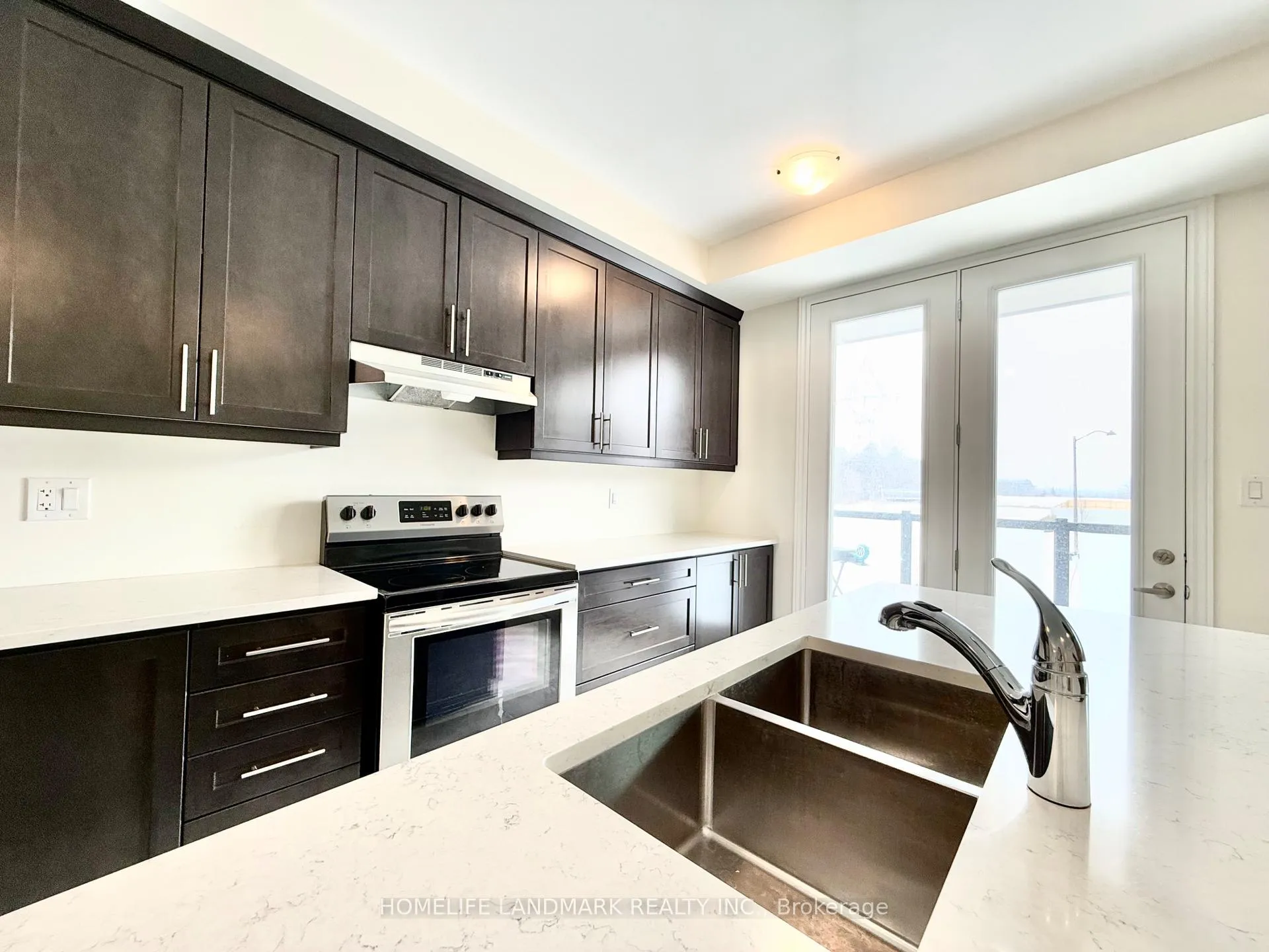 Photo 12 of 43 Thomas Frisby Jr Crescent S, Markham, Victoria Square — HOMEH