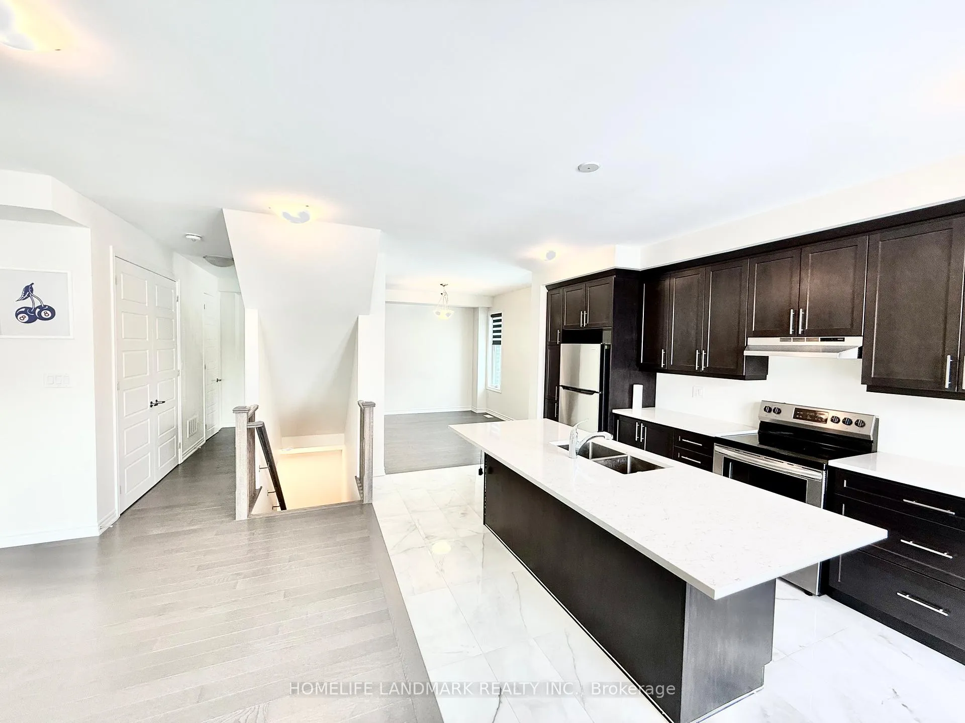Photo 15 of 43 Thomas Frisby Jr Crescent S, Markham, Victoria Square — HOMEH