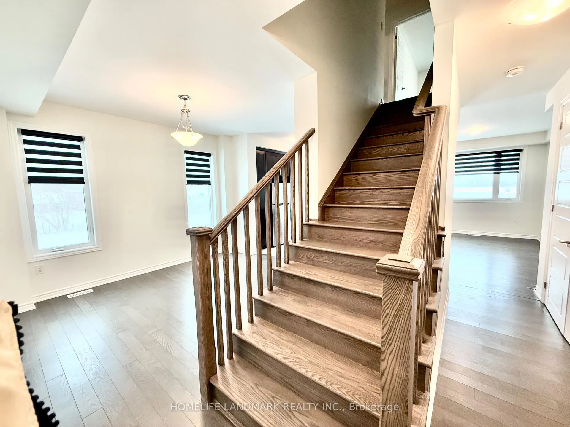 Photo 28 of 43 Thomas Frisby Jr Crescent S, Markham, Victoria Square — HOMEH