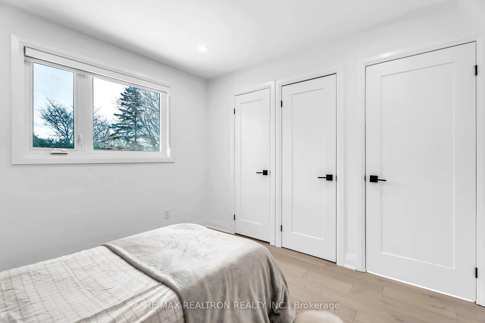 Photo 27 of Unit Upper Floor, 1 Rosegarden Crescent, Richmond Hill, Oak Ridges — HOMEH