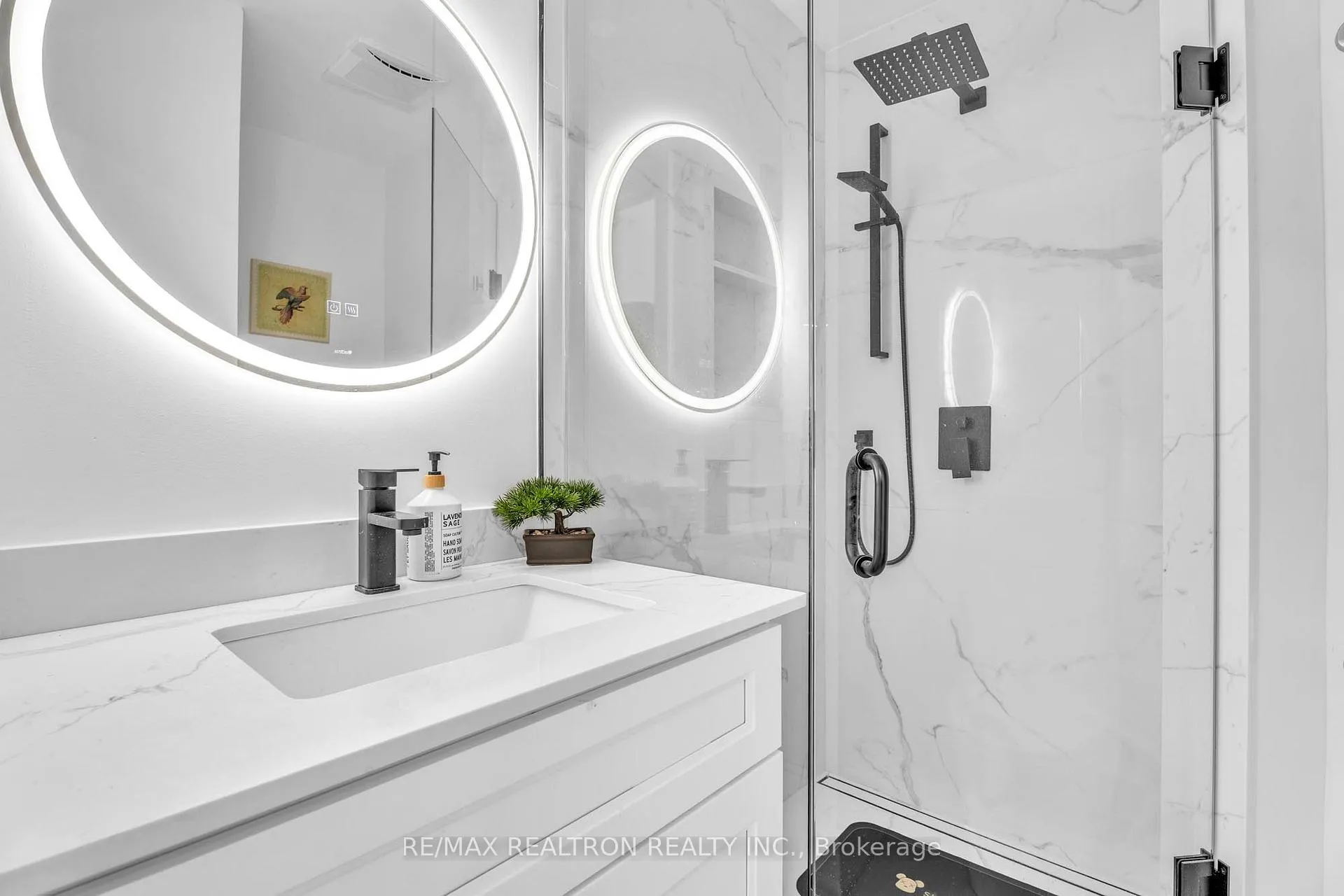 Photo 28 of Unit Upper Floor, 1 Rosegarden Crescent, Richmond Hill, Oak Ridges — HOMEH
