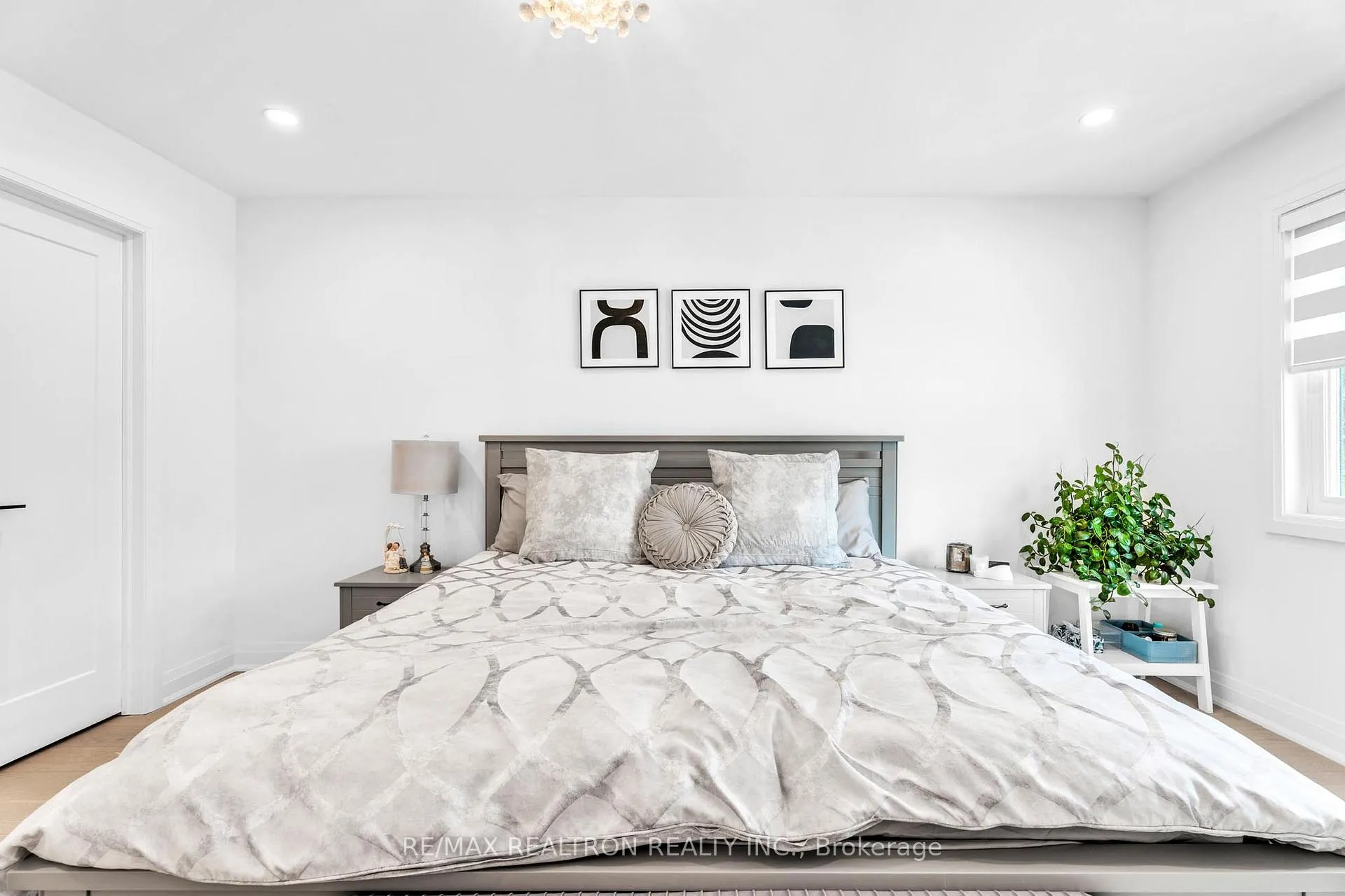 Photo 31 of Unit Upper Floor, 1 Rosegarden Crescent, Richmond Hill, Oak Ridges — HOMEH