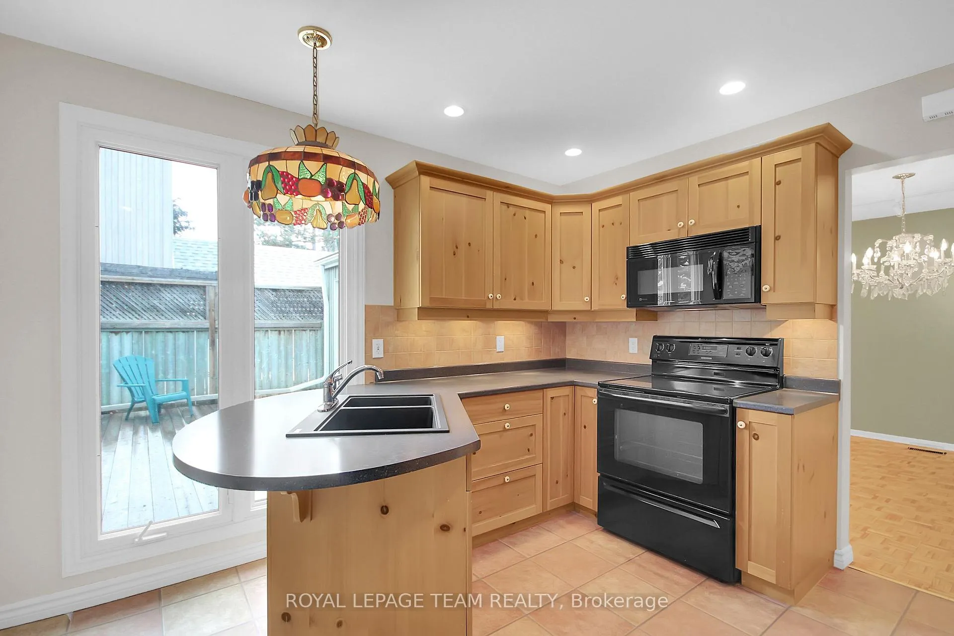 Photo 13 of 26 Jackson Court, Ottawa, Kanata - Beaverbrook — HOMEH