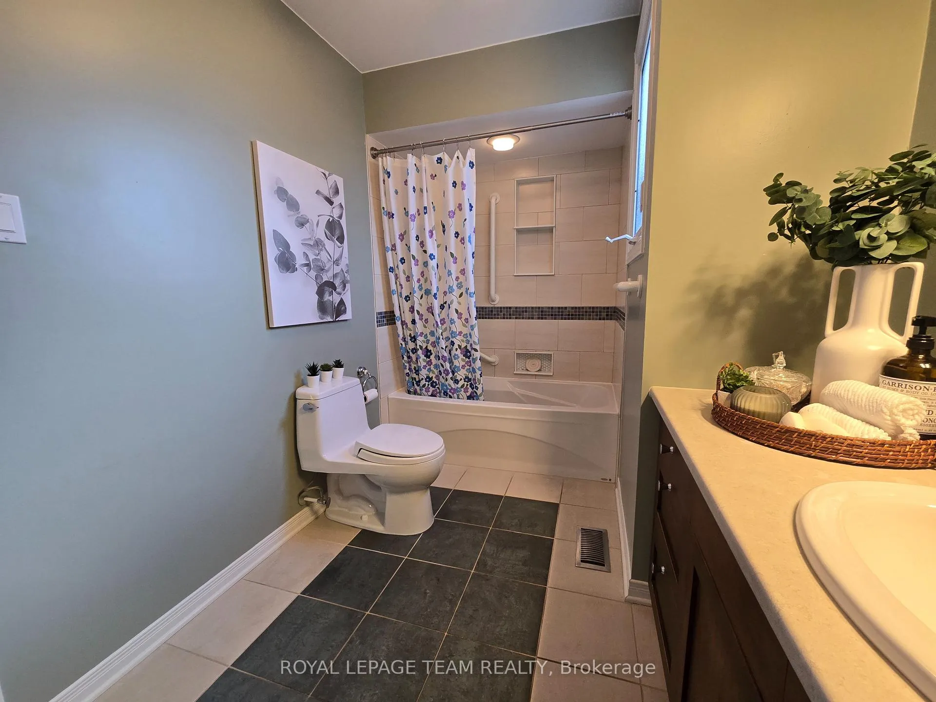 Photo 42 of 26 Jackson Court, Ottawa, Kanata - Beaverbrook — HOMEH