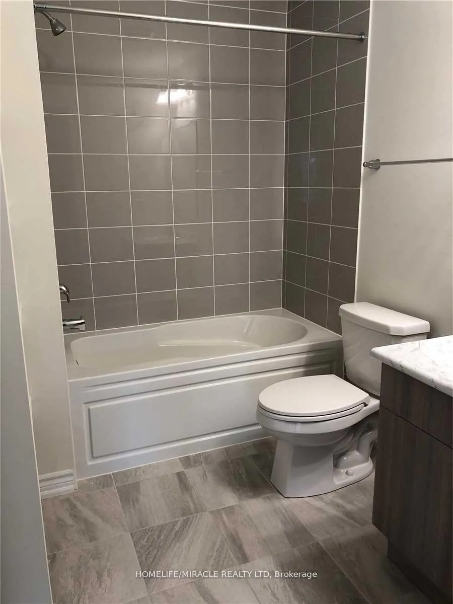 Photo 5 of 33 Bluegill Crescent, Whitby, Lynde Creek — HOMEH