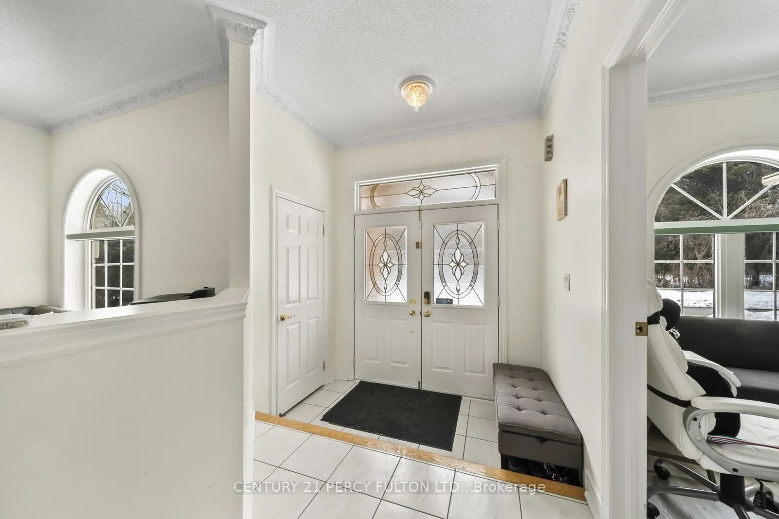 Photo 5 of Unit Upper, 121 Whitburn Street, Whitby, Williamsburg — HOMEH