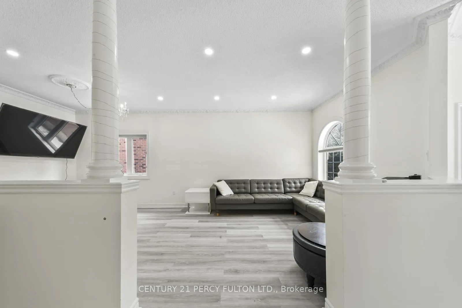 Photo 10 of Unit Upper, 121 Whitburn Street, Whitby, Williamsburg — HOMEH