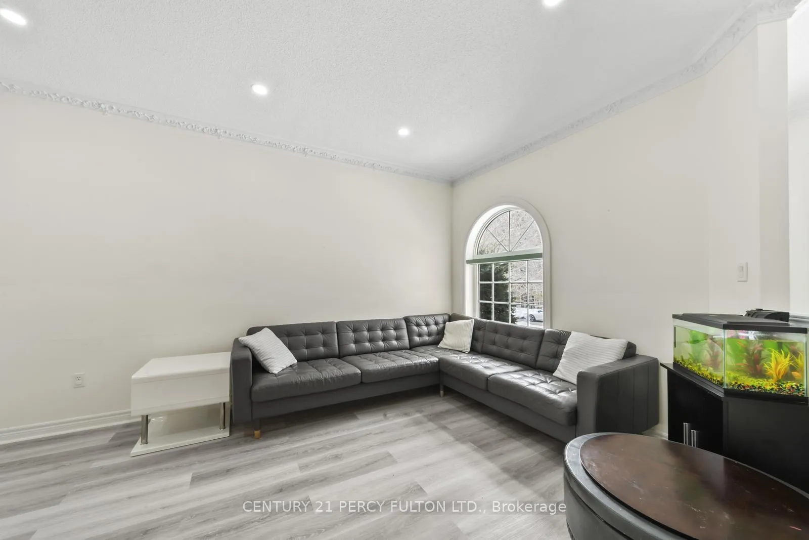 Photo 11 of Unit Upper, 121 Whitburn Street, Whitby, Williamsburg — HOMEH