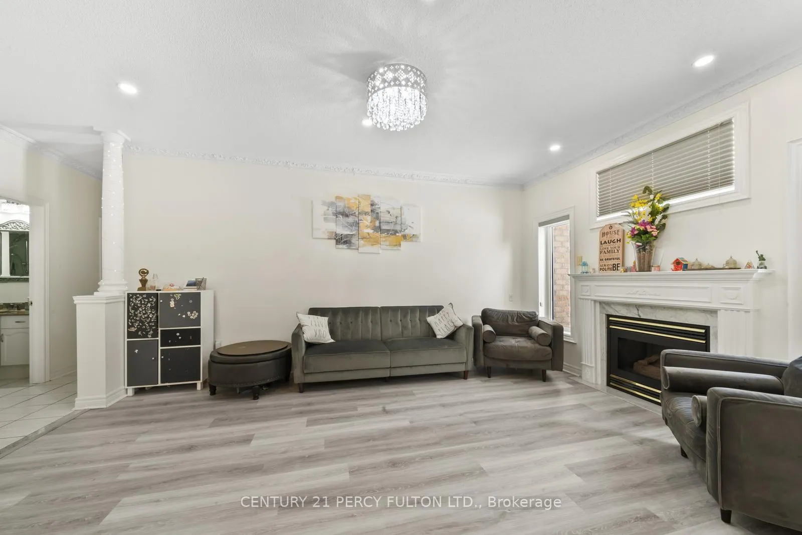 Photo 19 of Unit Upper, 121 Whitburn Street, Whitby, Williamsburg — HOMEH