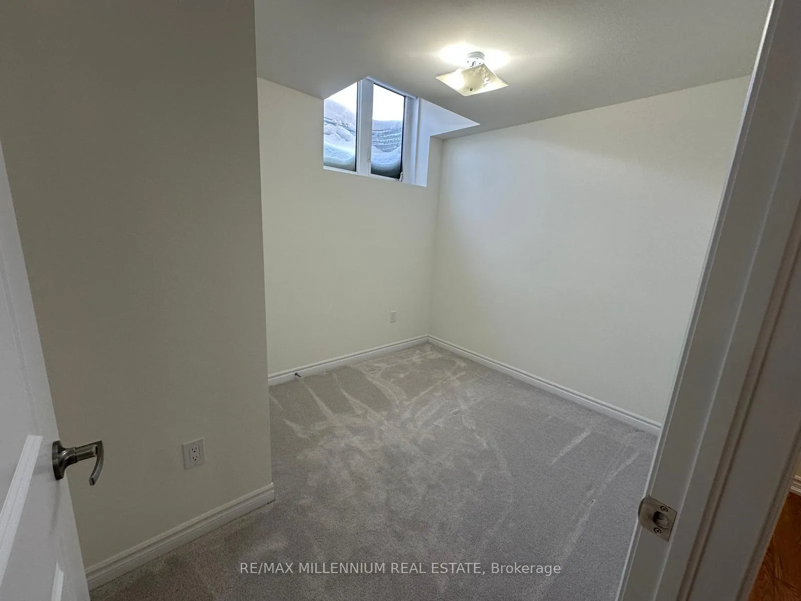 Photo 10 of 60 Bannister Road, Barrie, Rural Barrie Southeast — HOMEH