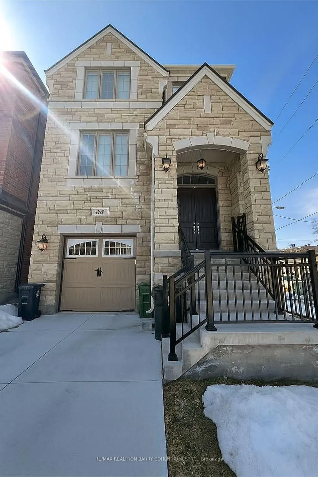 Front of 88 William Durie Way