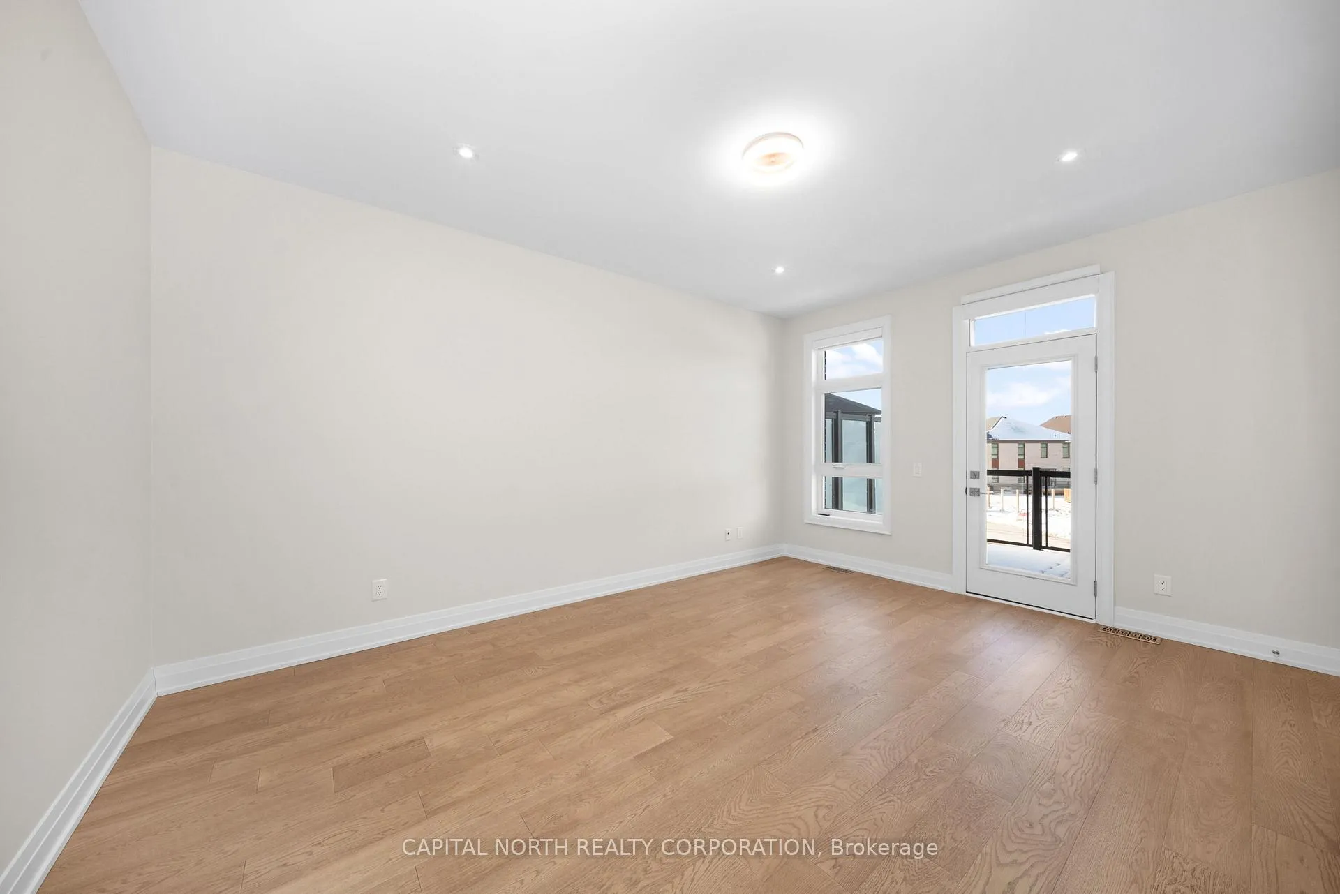 Photo 20 of 152 Adario Crescent, Vaughan, Vellore Village — HOMEH