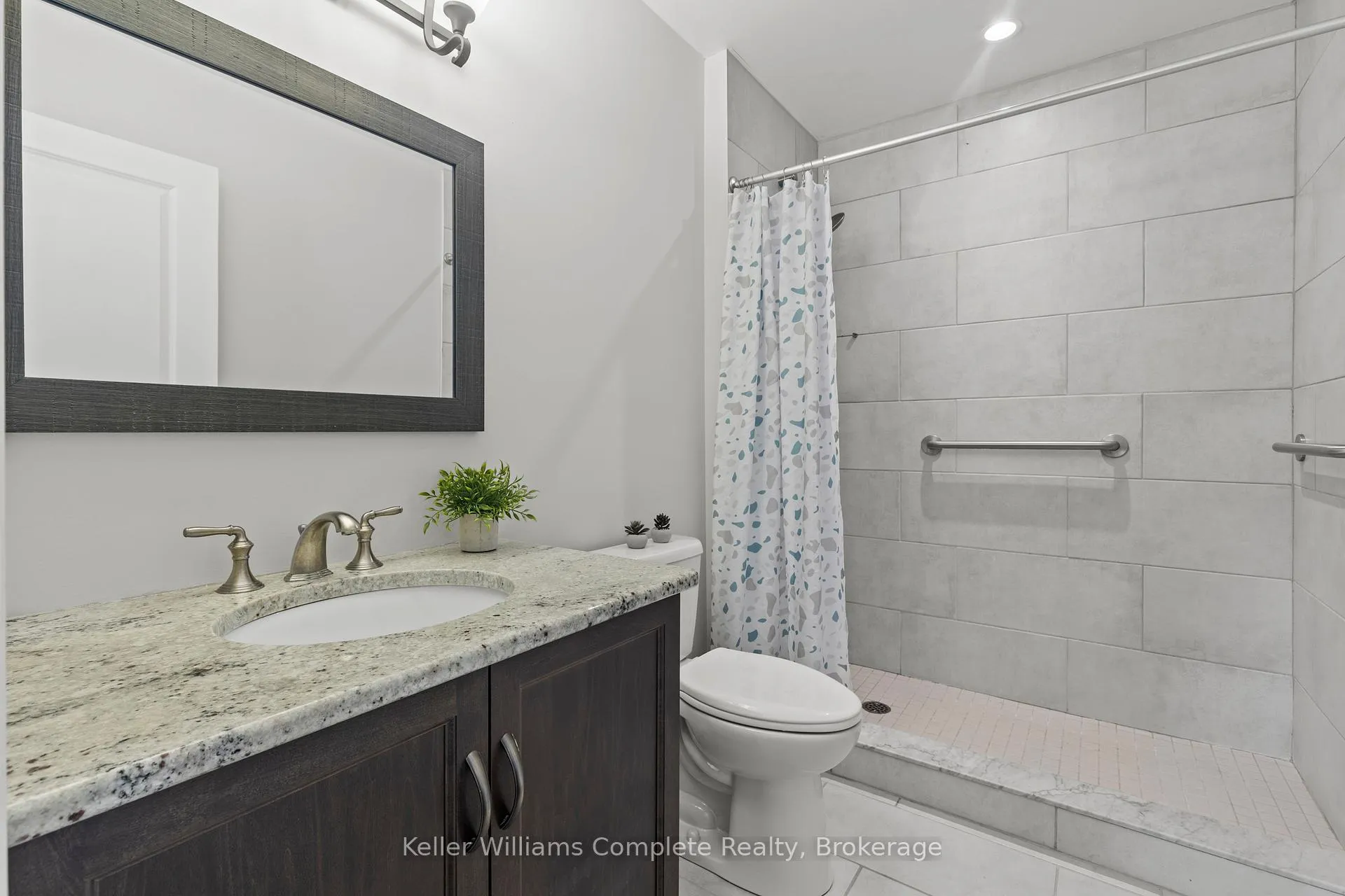 Photo 10 of 12 Nolan Trail, Hamilton, Kennedy — HOMEH