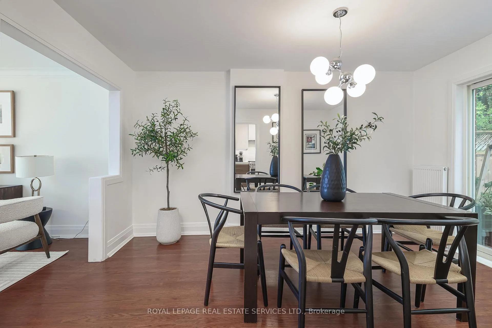 Photo 8 of 618 Davenport Road, Toronto, Casa Loma — HOMEH