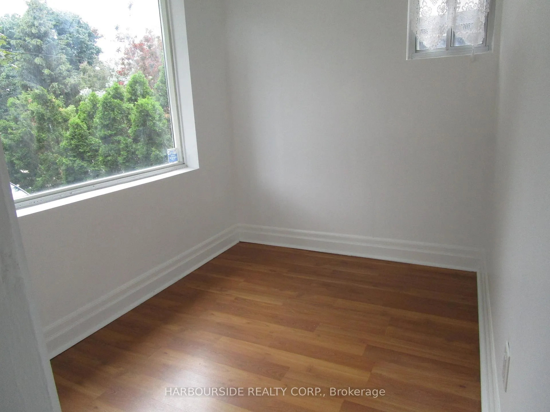 Photo 9 of 184 Hopedale Avenue, Toronto, East York — HOMEH