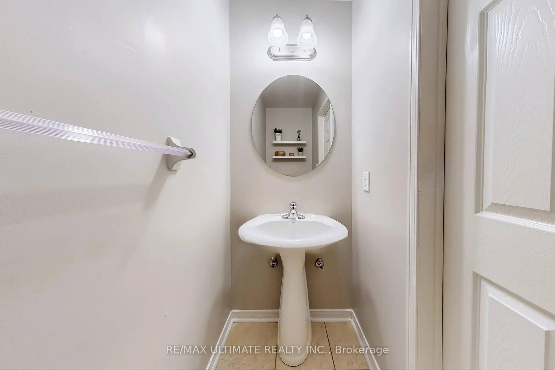 Photo 18 of 116 Bettina Place, Whitby, Rolling Acres — HOMEH